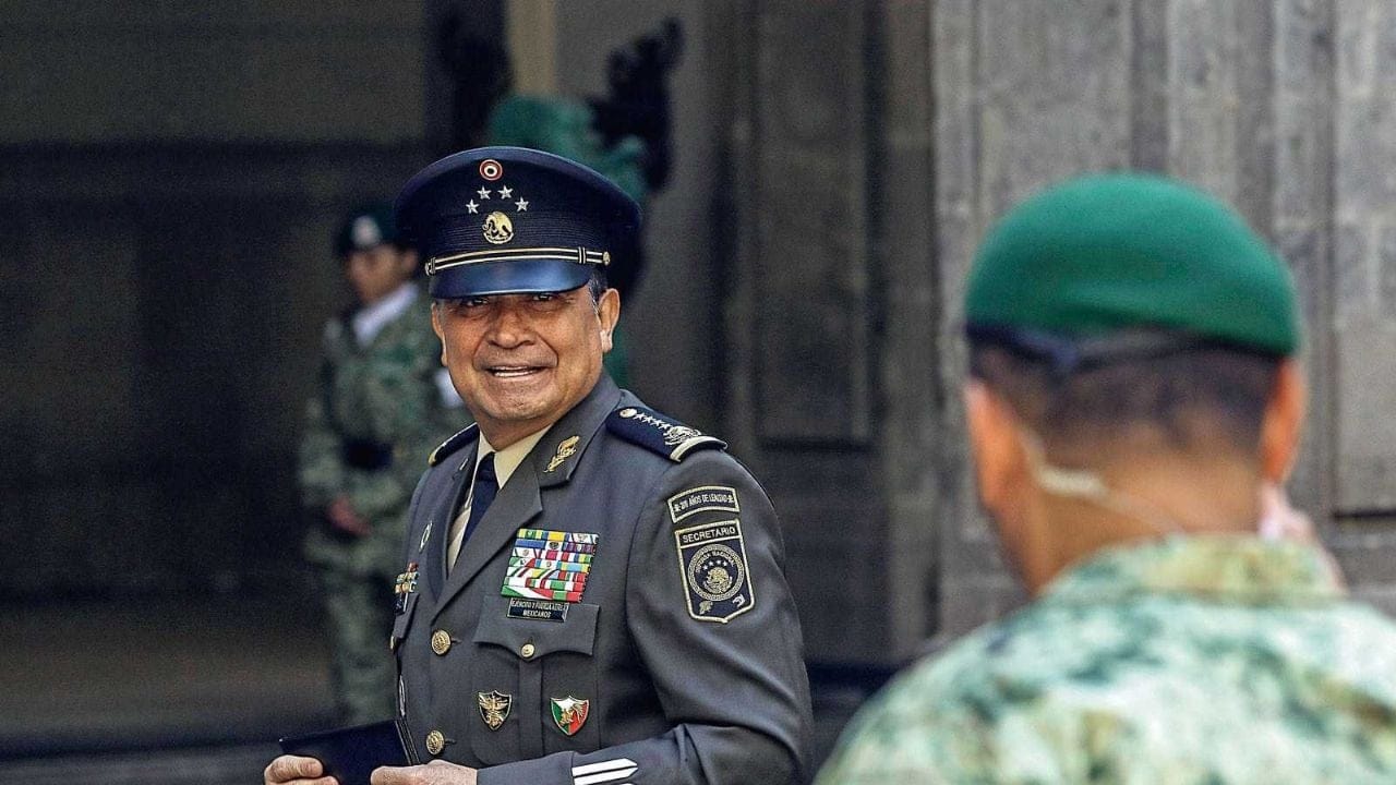 El general Sandoval y su hijo al mando La red | Diario24