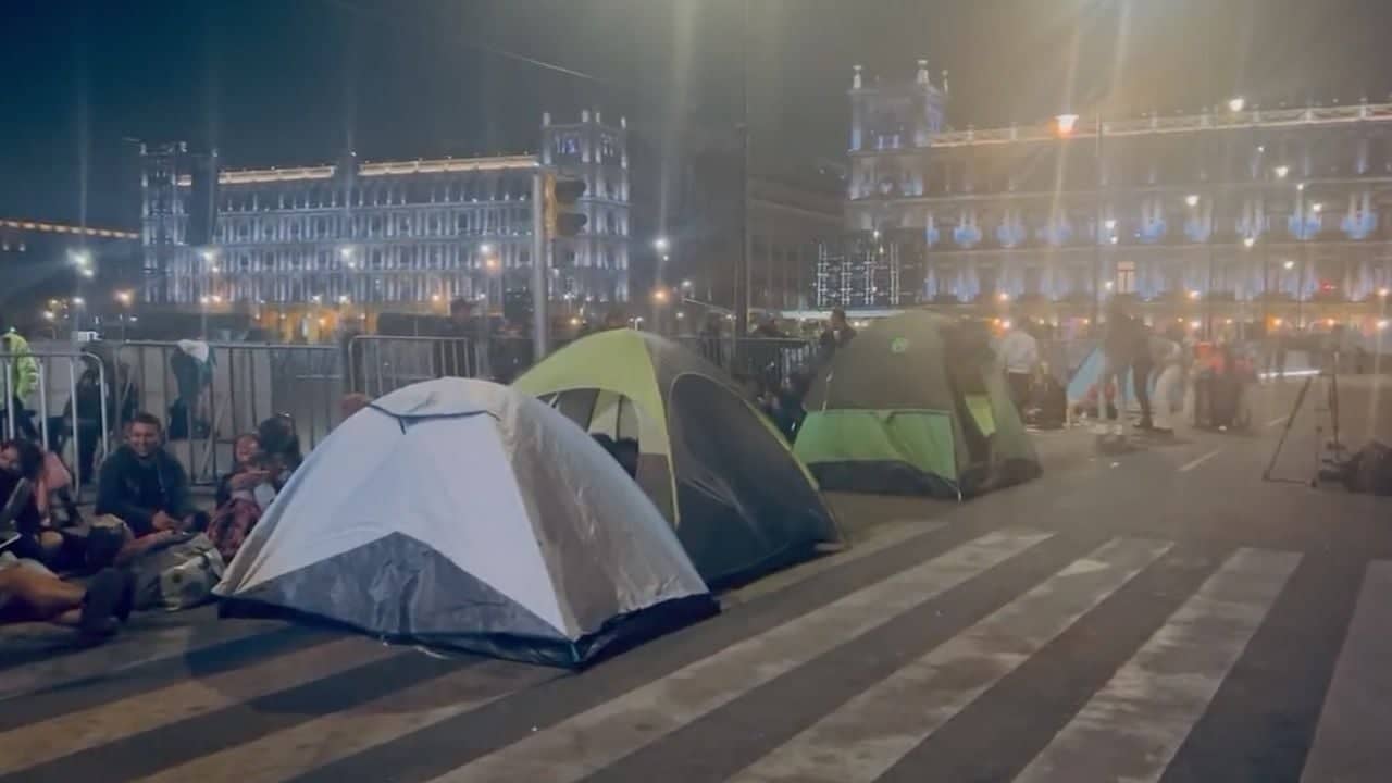 Fans de Rosalía acamparon para estar en primera fila del | Diario24