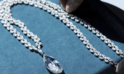 Critican a Christies por subasta de joyas de la época | Diario24