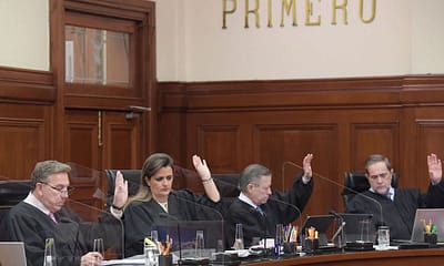 Opositores celebran la derrota del Plan B de AMLO en la Suprema Corte